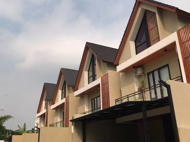 RUMAH 2 LANTAI SCANDINAVIAN DI KAWASAN EKSLUSIF BISA KPR FREE BIAYA SAMPAI BALIK NAMA SHM DI PATI