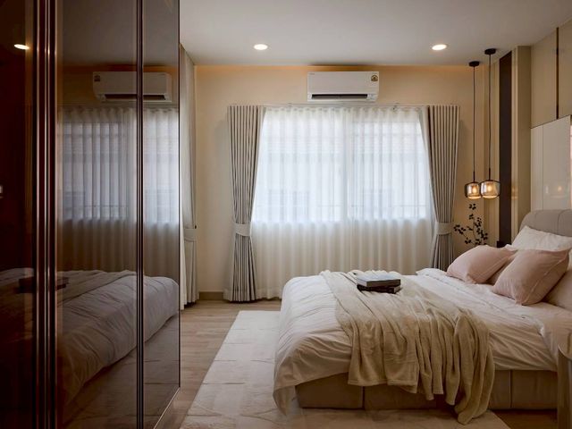 place photo 76