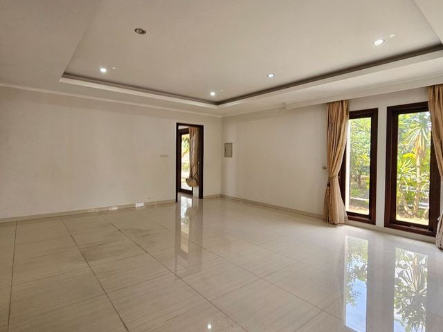 place photo 56