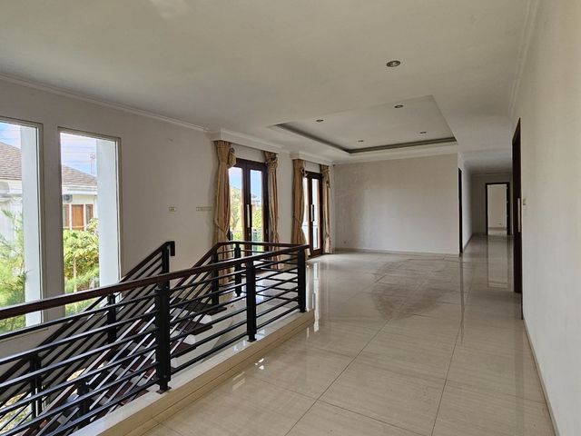 place photo 94