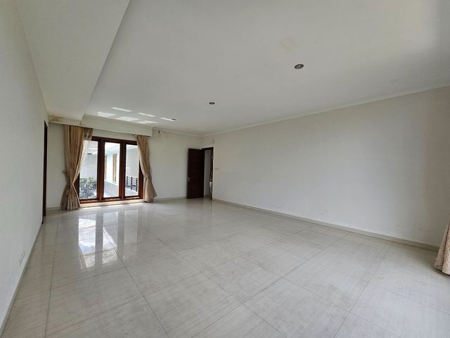 place photo 99