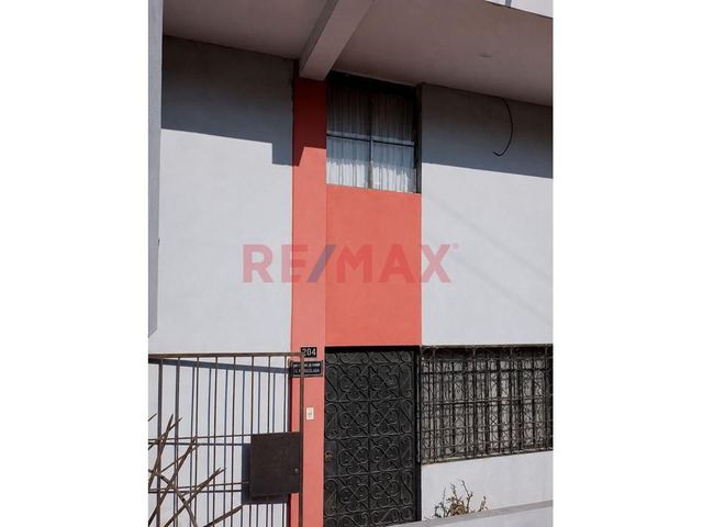 Dúplex De 75 M² Con 3 Dormitorios En Cercado De Lima – Us$ 73,000
