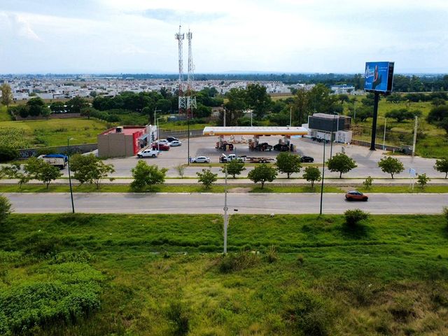 place photo 18