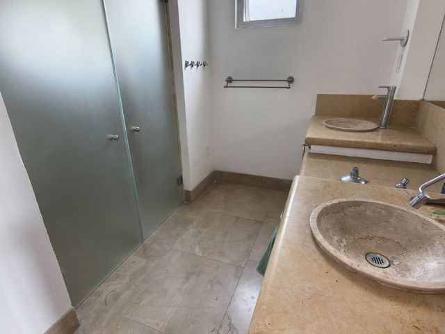 place photo 47