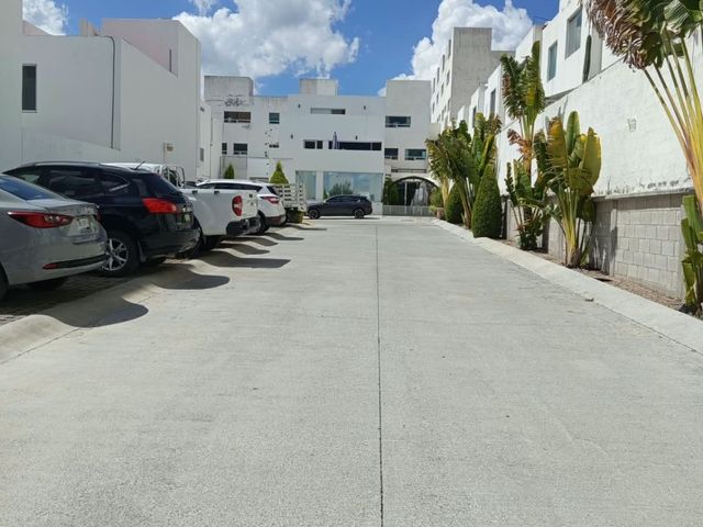 place photo 23