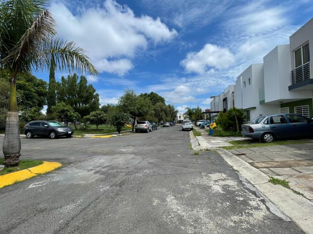 place photo 33