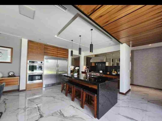 place photo 48