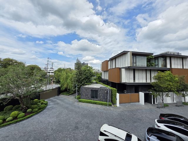 place photo 68