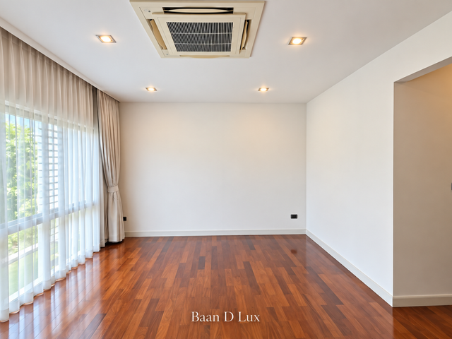place photo 49