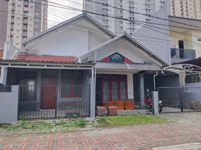 REV.A1073 Rumah Villa Kalijudan Surabaya Lokasi Nyaman Untuk Keluarga, Murah