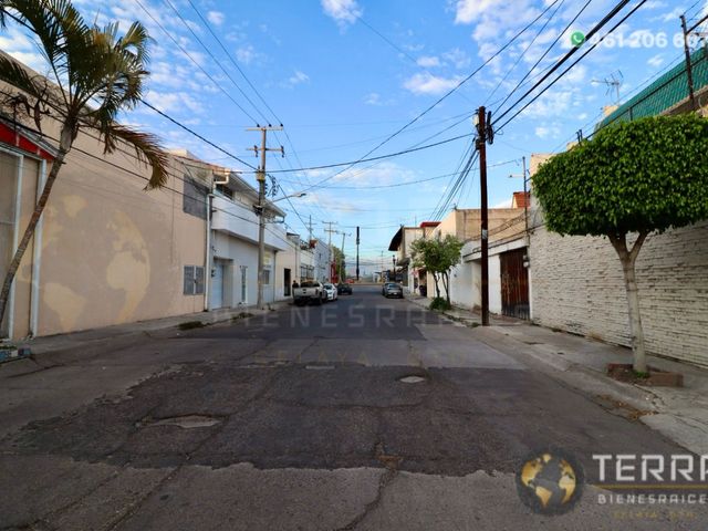place photo 28