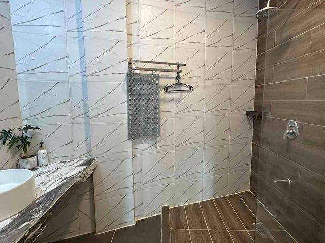 place photo 49