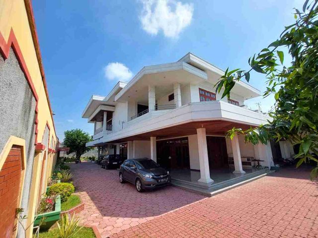 dijual rumah
