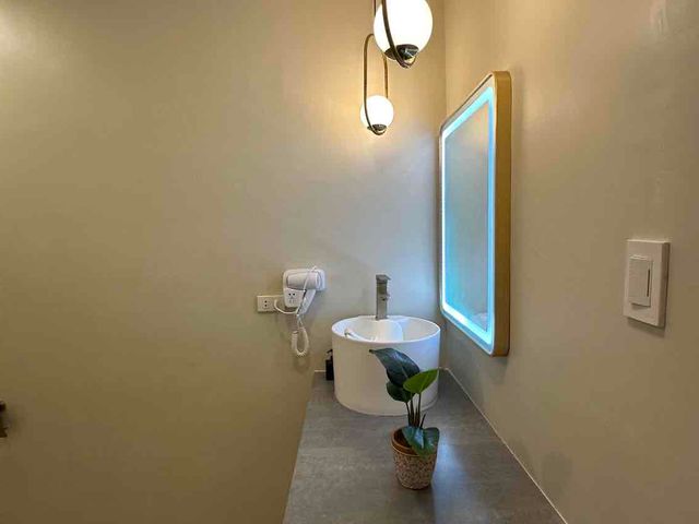 place photo 50