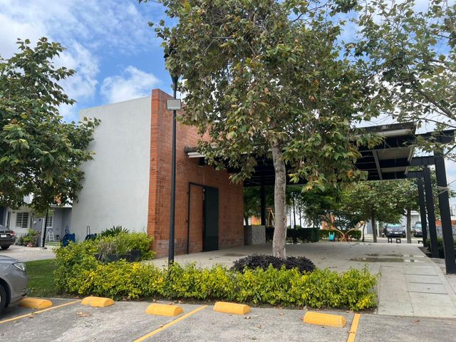 place photo 23