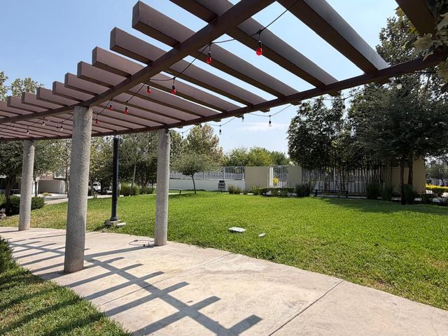 place photo 36