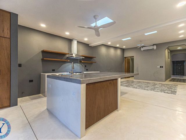 place photo 44