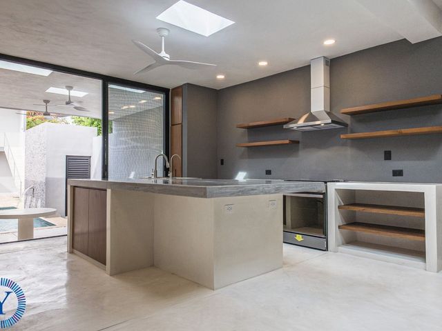 place photo 75