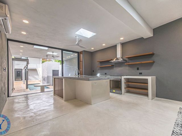 place photo 76