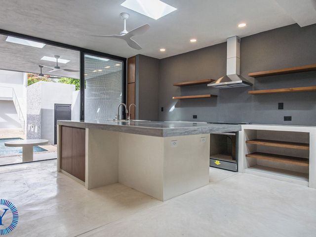 place photo 78