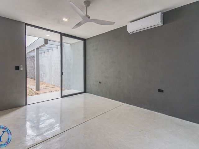 place photo 96