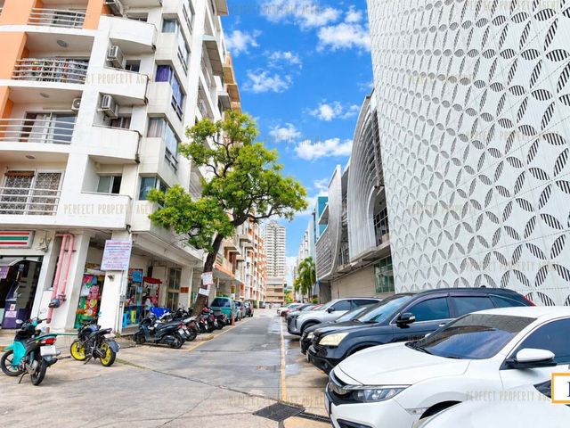 place photo 18