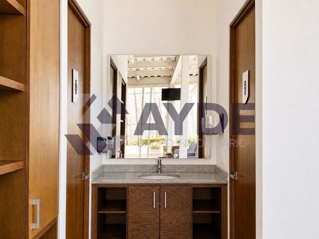 place photo 46