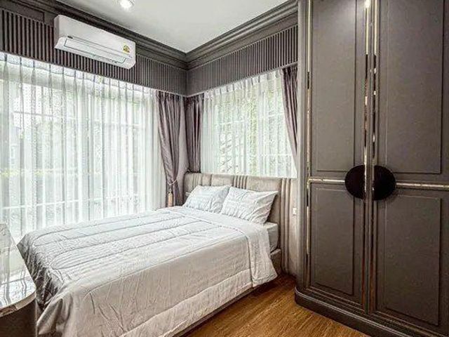 place photo 48