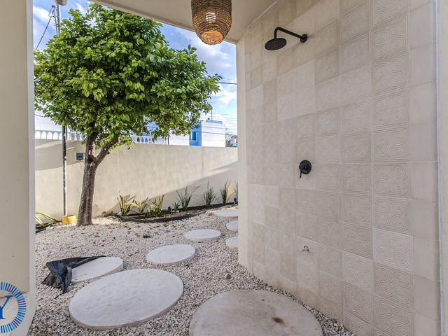 place photo 66
