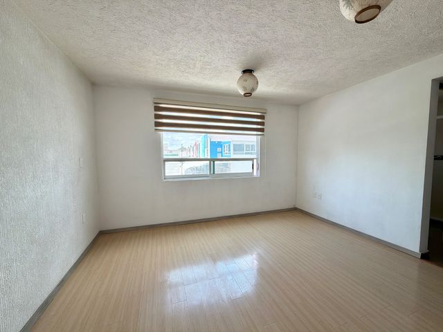place photo 48