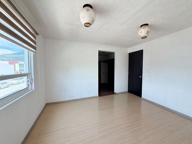 place photo 50