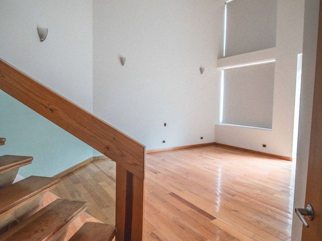 place photo 53