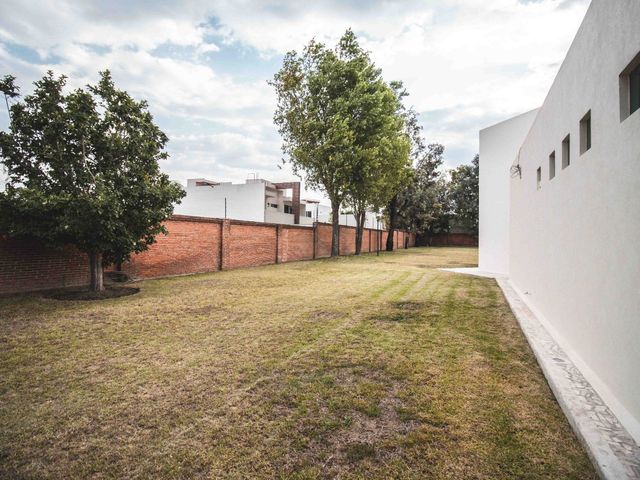 place photo 65