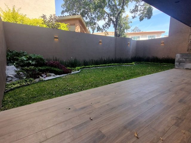 place photo 55