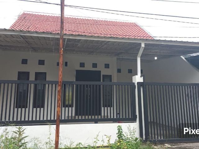 Manyar Jaya , Hadap Utara , Row Jalan 2 Mobil