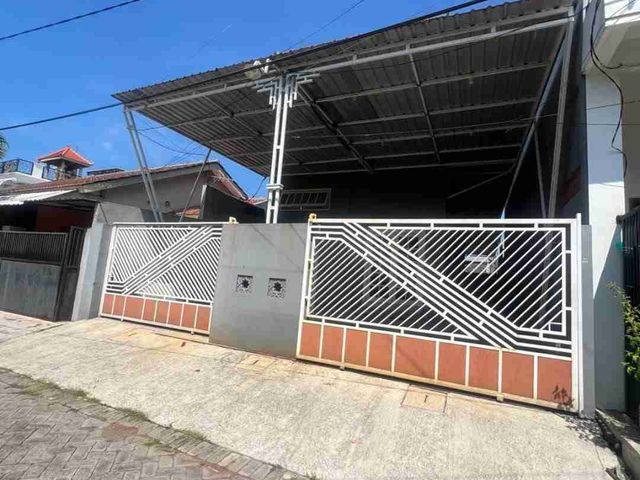 dijual rumah siap huni lokasi perum gunung anyar mas Surabaya