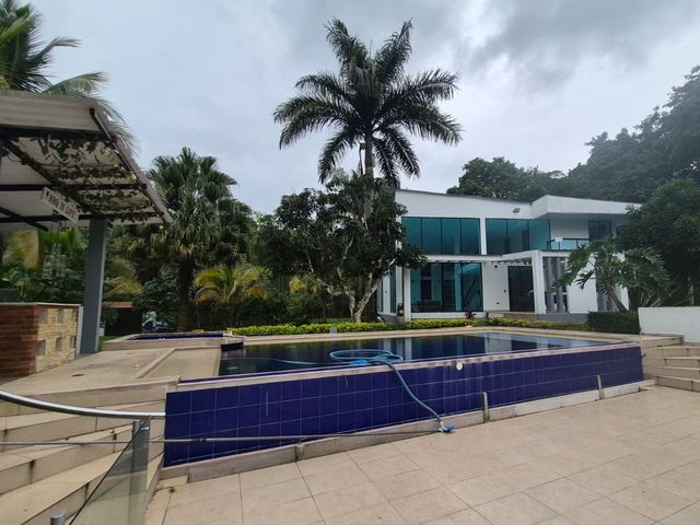 place photo 67