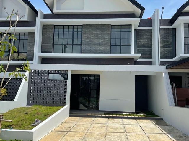 Dijual Rumah baru gress lokasi BSB Semarang