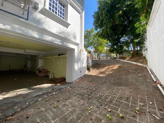 place photo 85