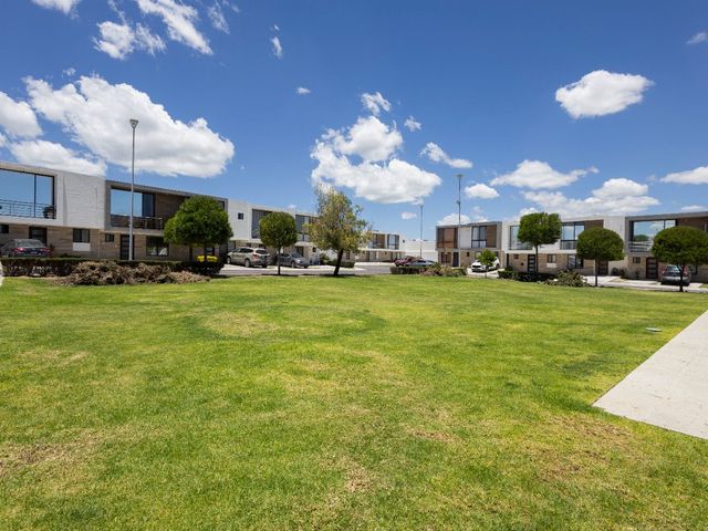 place photo 53