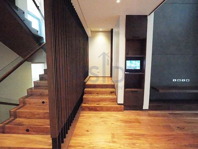 place photo 61