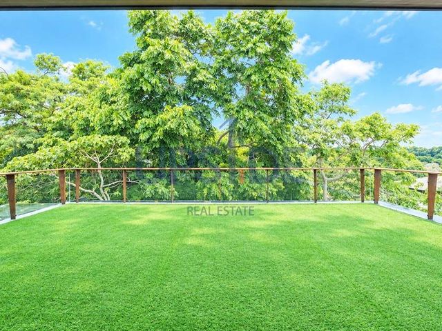 place photo 52
