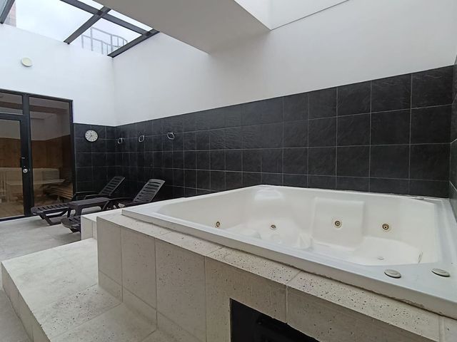 place photo 46