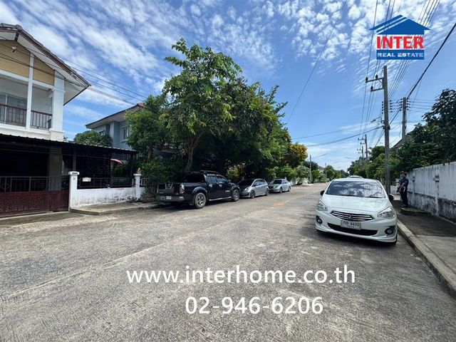 place photo 18