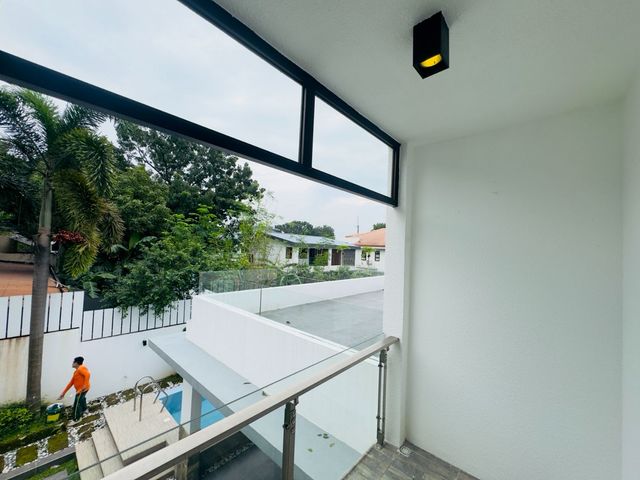 place photo 61