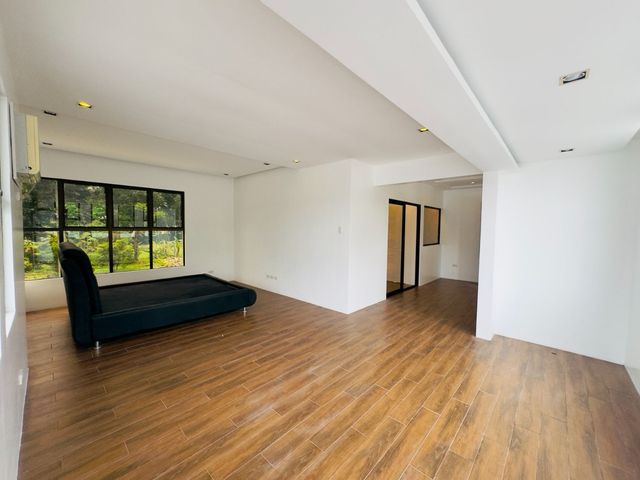 place photo 79