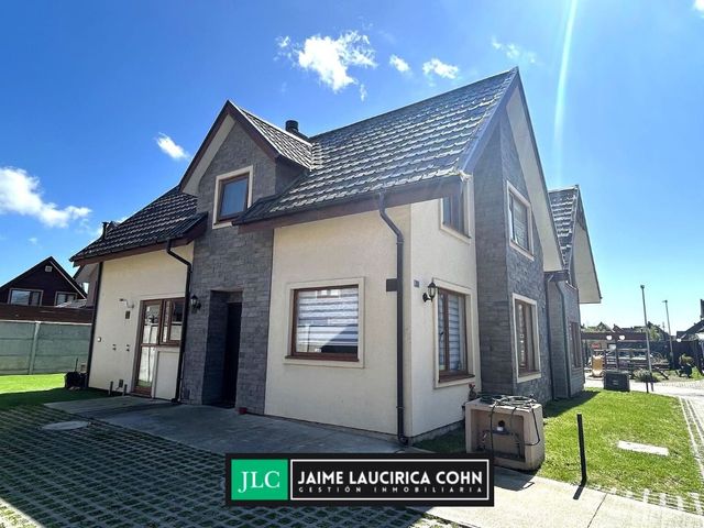 place photo 48