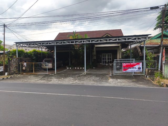 DIJUAL RUMAH