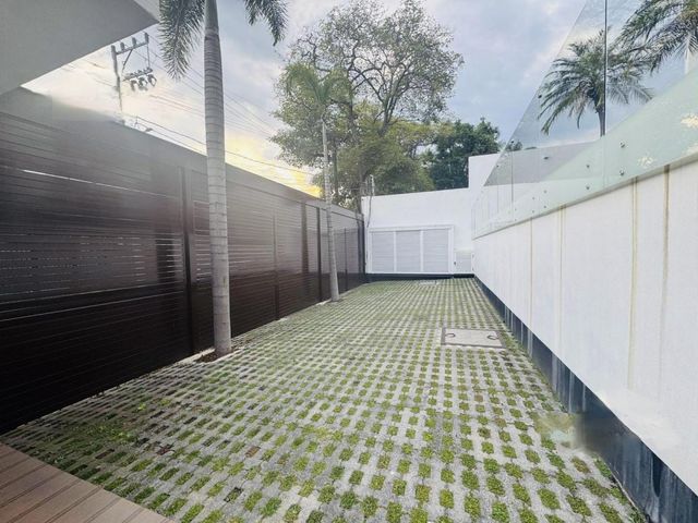 place photo 44