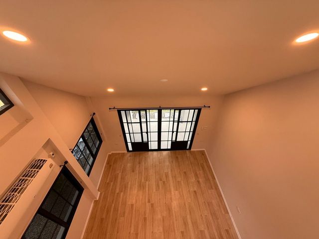 place photo 51